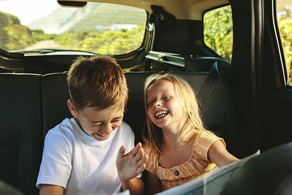 Top 10 Classic Car Games to Play on a Road Trip